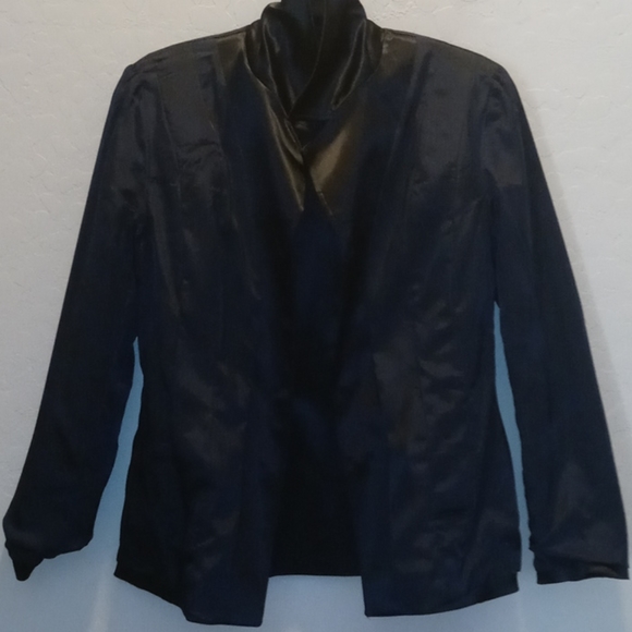 St. John Griffith Gray Shiny Jacket - Picture 5 of 8